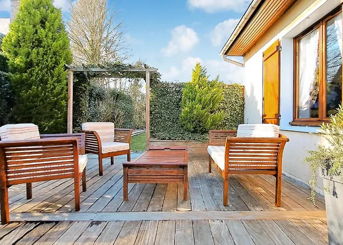 Awesome In Gonneville-s-honfleur *