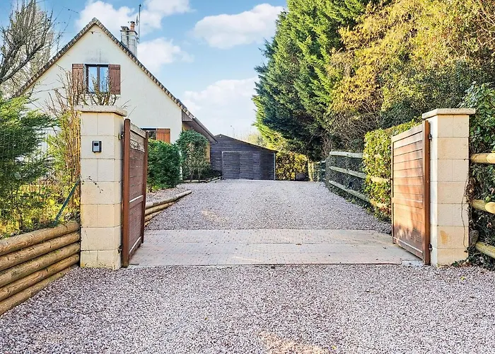 Awesome In Gonneville-s-honfleur ゴンヌヴィル・シュル・オンフロール